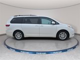 Used 2017 Toyota Sienna XLE image 4