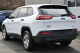 Used 2017 Jeep Cherokee Sport image 4