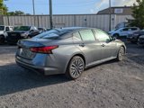 Used 2024 Nissan Altima 2.5 SV image 4