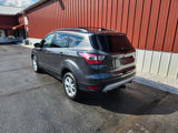 Used 2017 Ford Escape SE w/ Equipment Group 201A image 3