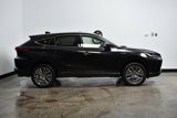 Used 2021 Toyota Venza Limited image 2