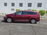Used 2017 Chrysler Pacifica Touring-L Plus w/ Advanced Safetytec Group image 5