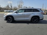 Used 2015 Toyota Highlander XLE image 2