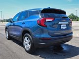 Used 2024 GMC Terrain SLE image 3