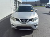 Used 2016 Nissan Rogue SV image 2