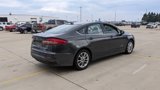 Used 2019 Ford Fusion SE image 3