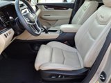 Used 2017 Cadillac XT5 Luxury w/ Driver Awareness Package image 5