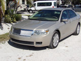 Used 2006 Lincoln Zephyr image 2