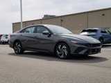New 2025 Hyundai Elantra SEL image 3