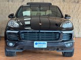 Used 2017 Porsche Cayenne S image 2