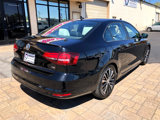 Used 2016 Volkswagen Jetta Sport image 2