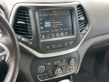 Used 2016 Jeep Cherokee Overland w/ Technology Group image 6