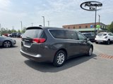 Used 2023 Chrysler Voyager LX image 5