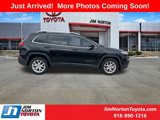 Used 2018 Jeep Cherokee Latitude Plus w/ Comfort/Convenience Group image 5