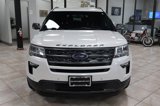 Used 2018 Ford Explorer XLT w/ Equipment Group 202A image 6