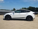 Used 2023 Tesla Model Y Performance image 2