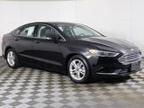 Used 2018 Ford Fusion SE w/ Fusion SE Technology Package image 2