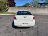 Used 2010 Ford Focus SE image 4