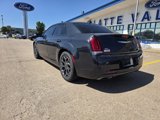 Used 2018 Chrysler 300 S image 4
