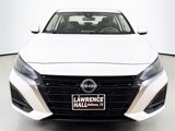 Used 2023 Nissan Altima 2.5 SV image 2