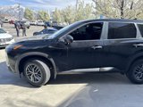Used 2021 Nissan Rogue S image 2