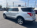 Used 2016 Ford Explorer XLT image 4