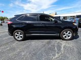 Used 2020 Ford Edge SE image 4