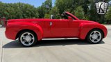 Used 2004 Chevrolet SSR w/ Preferred Equipment Group image 4