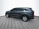 Used 2021 Kia Sorento LX image 6