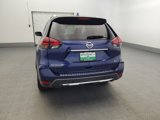 Used 2020 Nissan Rogue SV image 6