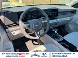 New 2025 Hyundai Kona SE image 3