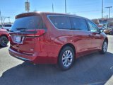 New 2025 Chrysler Pacifica Select image 4