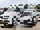 Used 2017 Jeep Grand Cherokee Laredo image 2