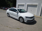 Used 2017 Volkswagen Jetta SE image 2