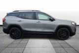 Used 2020 GMC Terrain SLE w/ Driver Convenience Package image 4