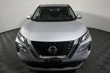 Used 2021 Nissan Rogue SV image 3