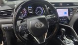 Used 2020 Toyota Camry SE image 5