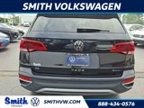 Certified 2024 Volkswagen Taos SE image 5