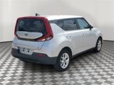 Used 2021 Kia Soul S image 2
