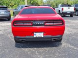 Used 2016 Dodge Challenger SXT image 5