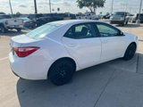 Used 2018 Toyota Corolla LE image 3