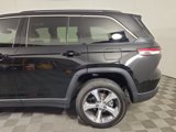 Used 2023 Jeep Grand Cherokee Limited image 4