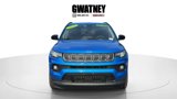 Used 2022 Jeep Compass Latitude image 2