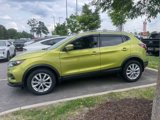 Used 2020 Nissan Rogue Sport SV image 2