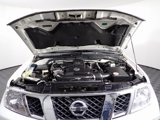 Used 2011 Nissan Frontier SV image 5