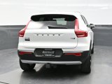 Used 2019 Volvo XC40 T5 Momentum image 6