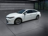 Used 2019 Toyota Avalon Limited image 4
