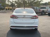 Used 2017 Ford Fusion SE image 3