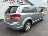 Used 2017 Dodge Journey SE image 2