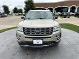 Used 2017 Ford Explorer XLT w/ Equipment Group 202A image 2